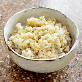 www.cocoandme.com - Coco&Me’s recipe for fluffy & plump Japanese brown rice